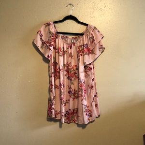 women’s plus size top